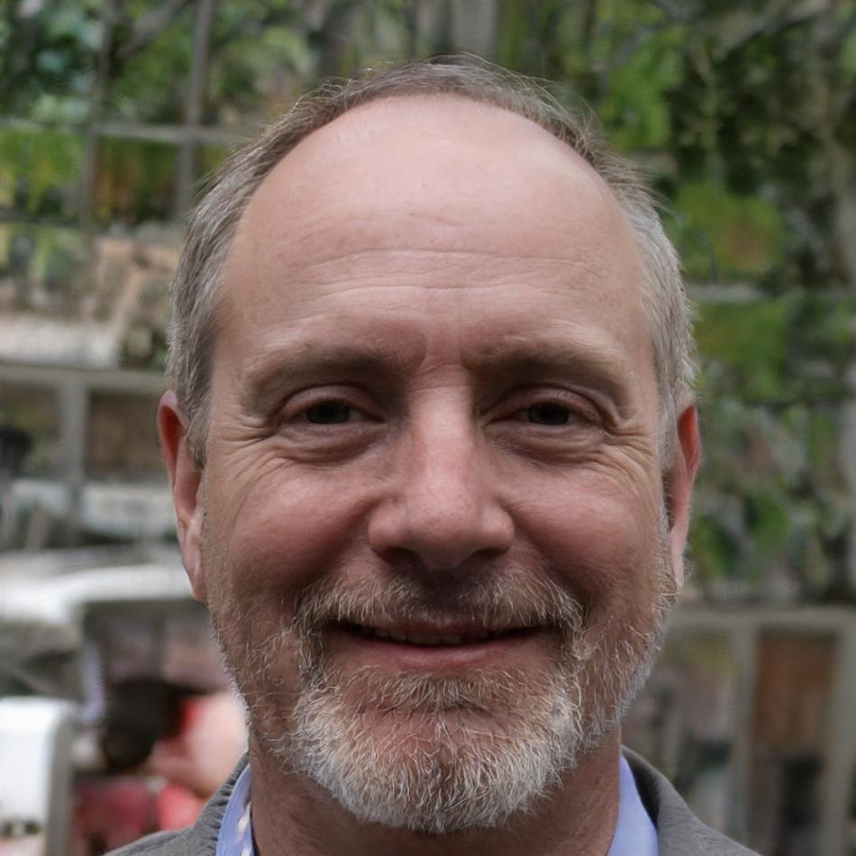 Retrato de Adrián Salmerón, consultor financiero